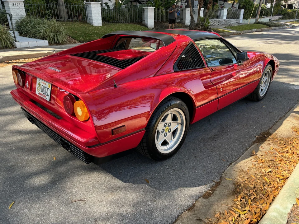 1988 Ferrari 328 GTS - Image 5 of 31