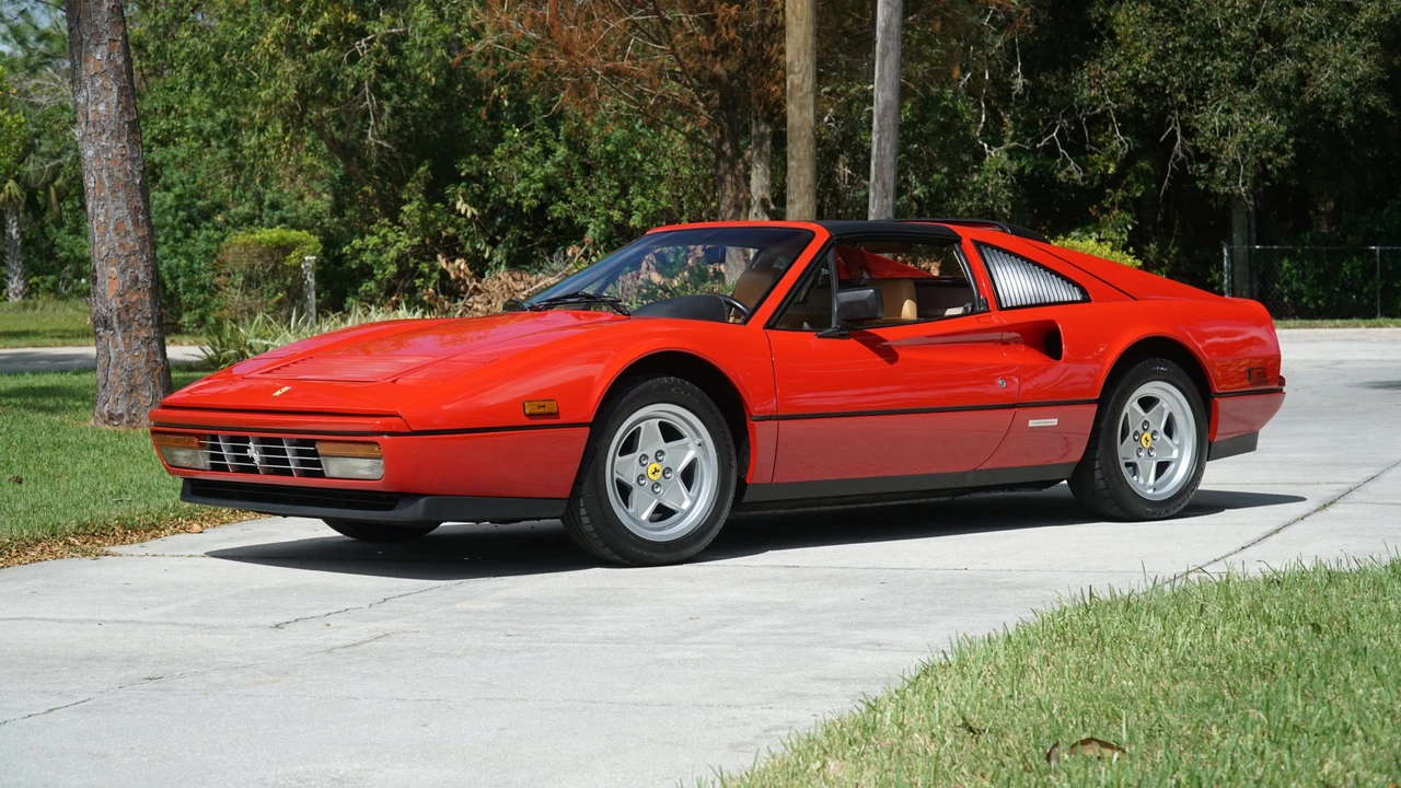 1988 Ferrari 328 GTS - Image 2 of 31