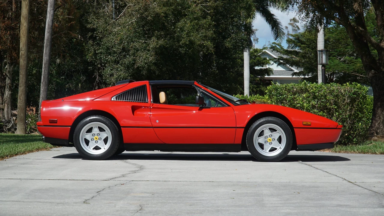 1988 Ferrari 328 GTS - Image 28 of 31