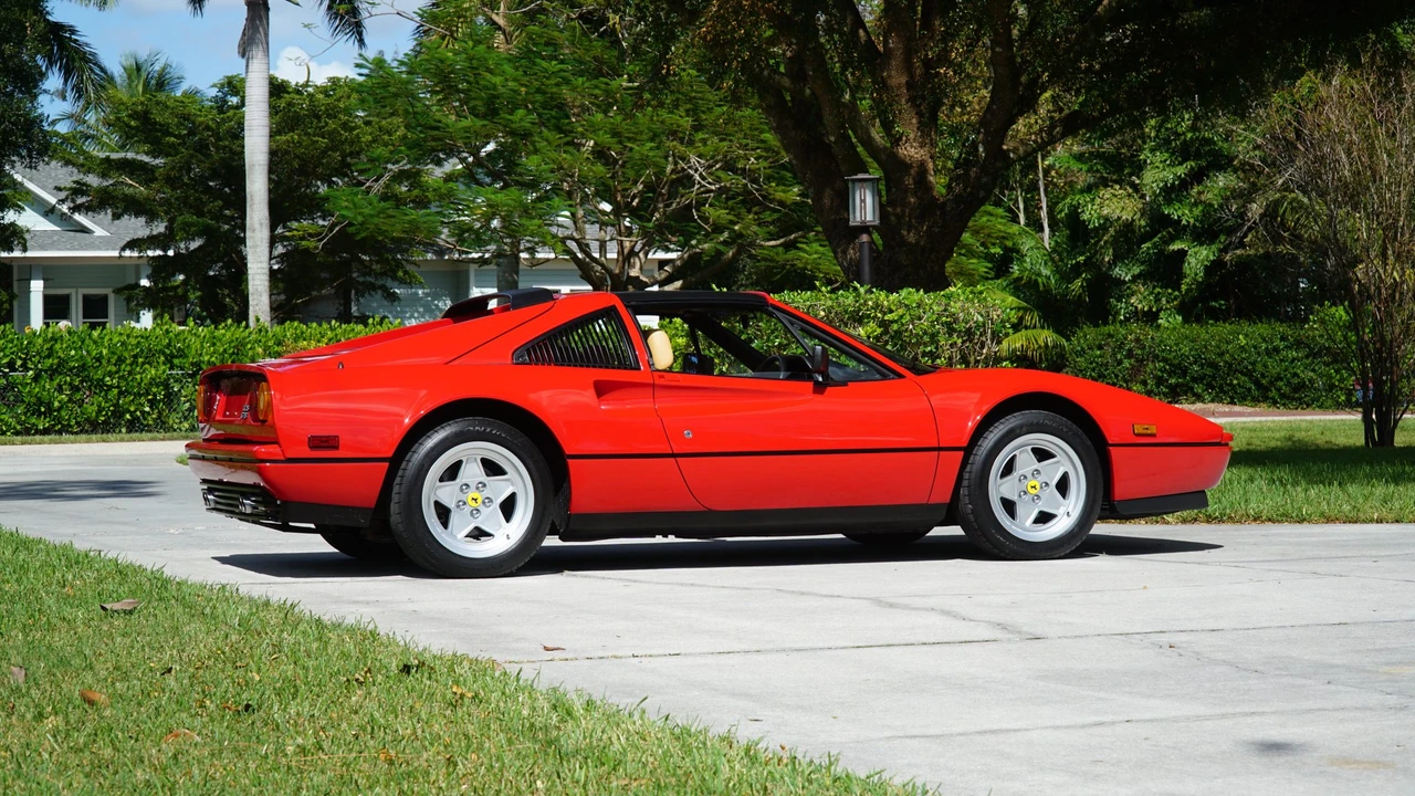 1988 Ferrari 328 GTS - Image 29 of 31