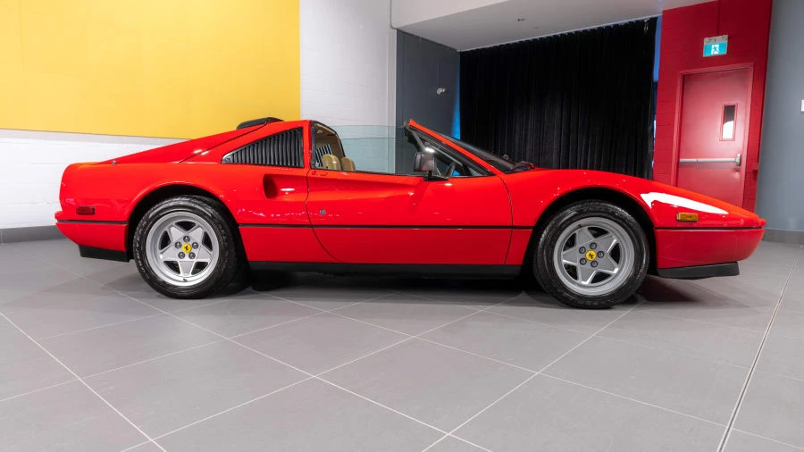 1988 Ferrari 328 GTS - Image 7 of 31