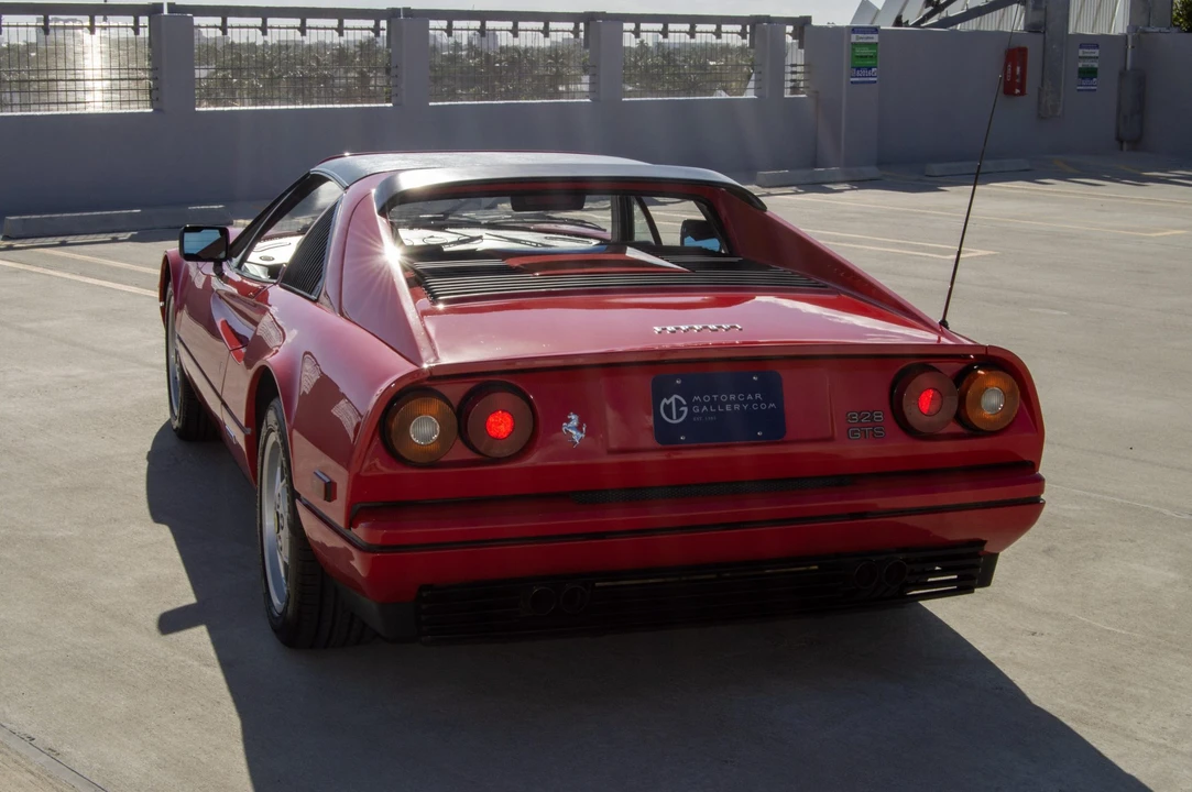 1988 Ferrari 328 GTS - Image 18 of 31