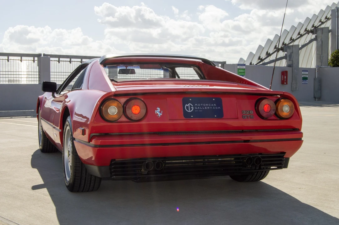 1988 Ferrari 328 GTS - Image 19 of 31