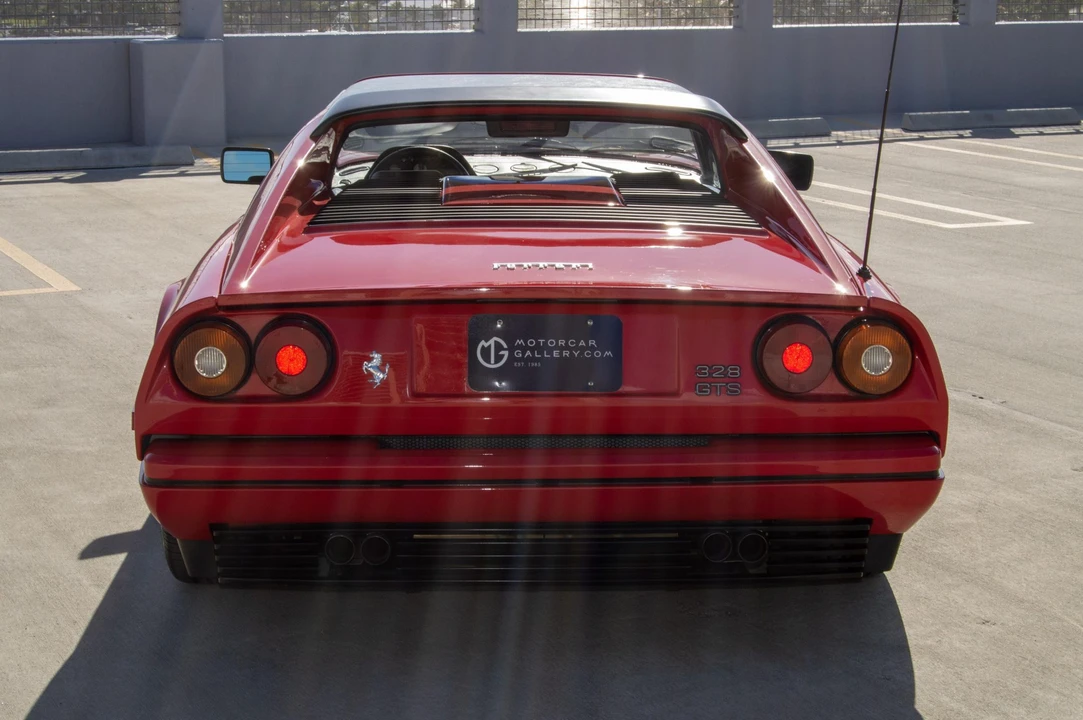 1988 Ferrari 328 GTS - Image 20 of 31