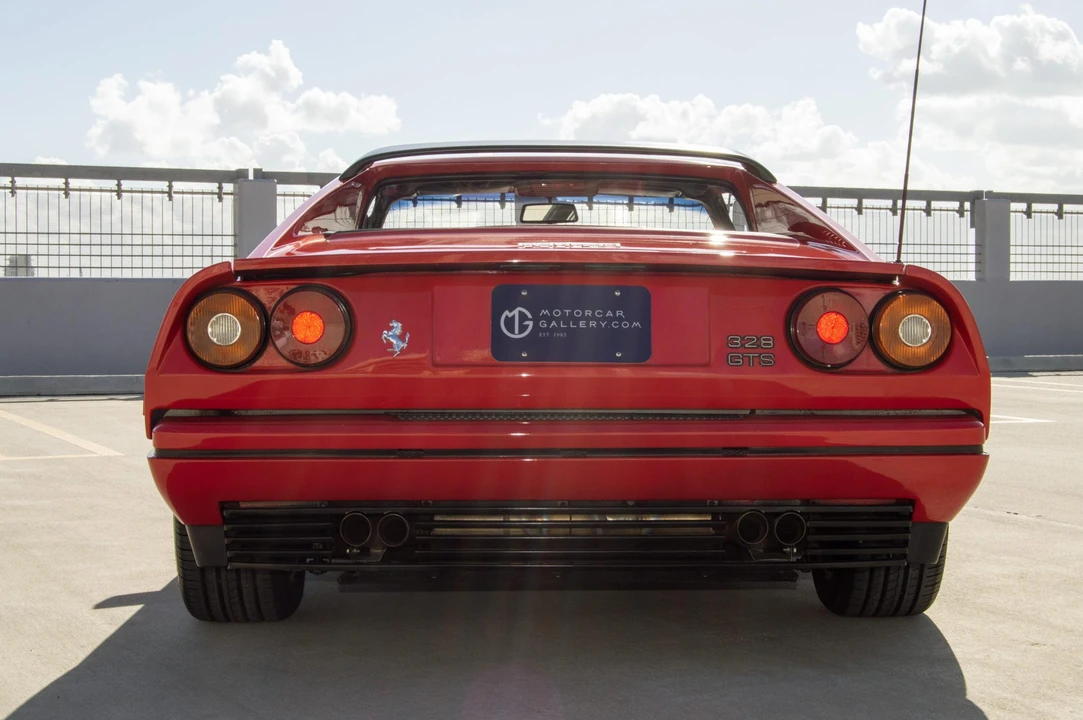 1988 Ferrari 328 GTS - Image 21 of 31