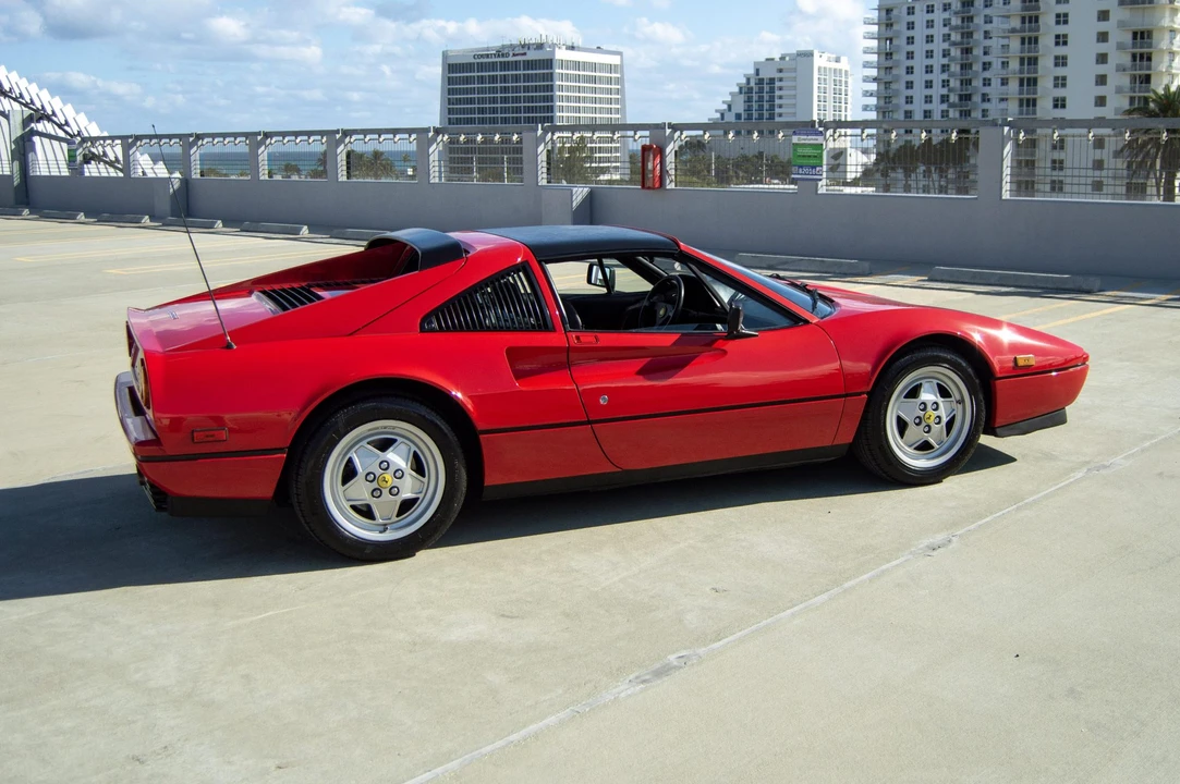 1988 Ferrari 328 GTS - Image 26 of 31