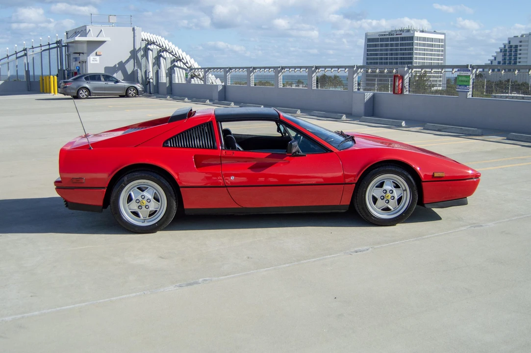 1988 Ferrari 328 GTS - Image 28 of 31