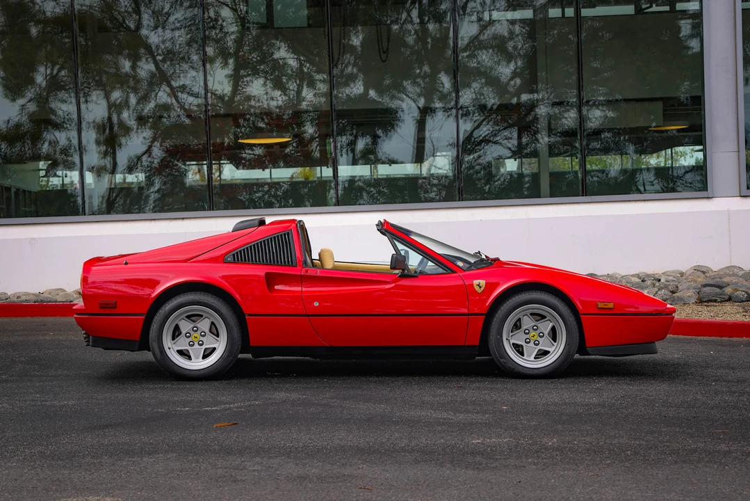 1988 Ferrari 328 GTS - Image 7 of 31