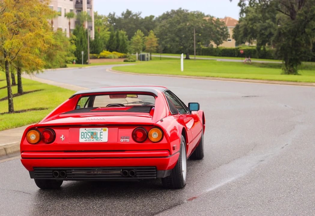 1988 Ferrari 328 GTS - Image 8 of 31