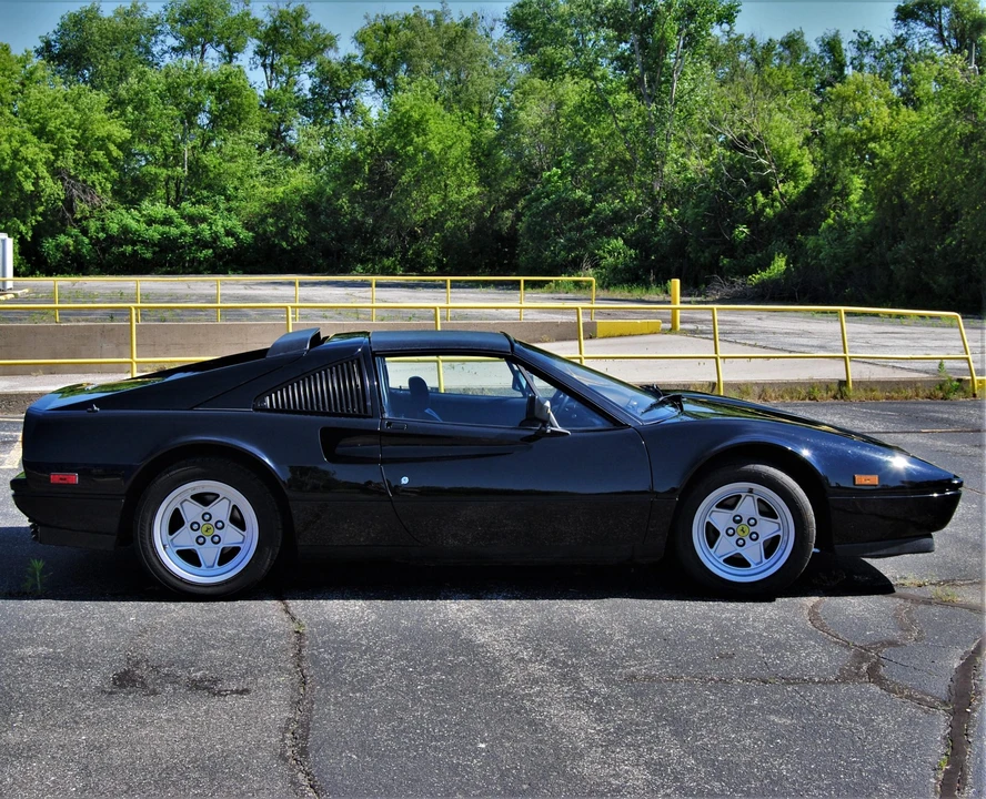 1988 Ferrari 328 GTS - Image 24 of 31