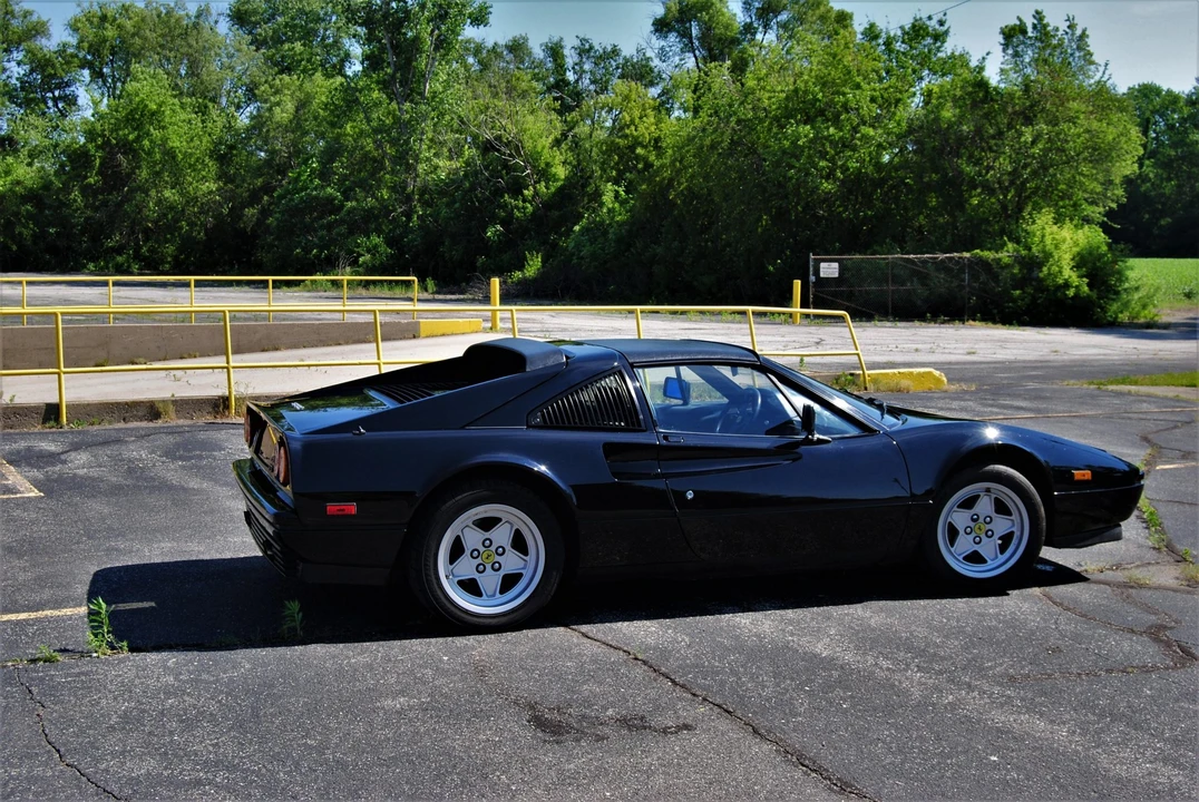 1988 Ferrari 328 GTS - Image 22 of 31