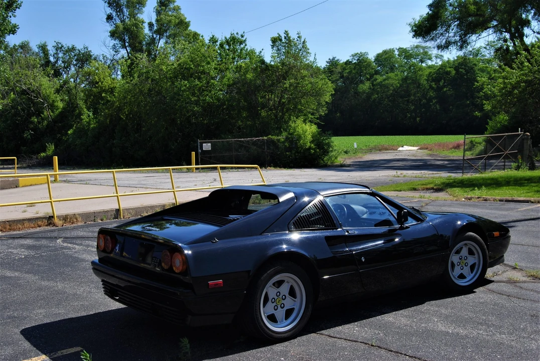 1988 Ferrari 328 GTS - Image 21 of 31