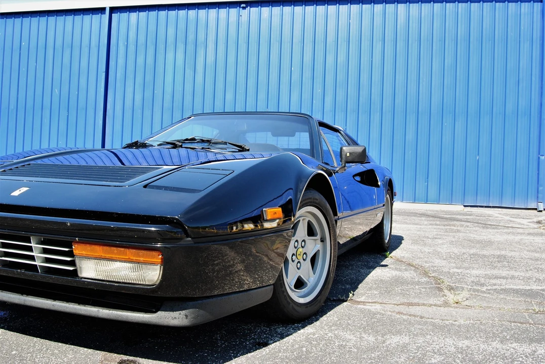 1988 Ferrari 328 GTS - Image 4 of 31