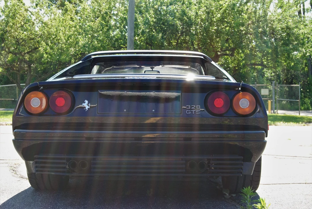 1988 Ferrari 328 GTS - Image 17 of 31