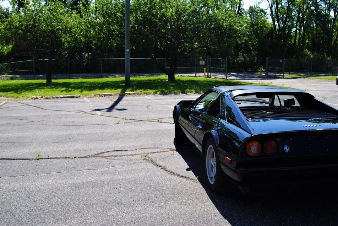 1988 Ferrari 328 GTS - Image 14 of 31