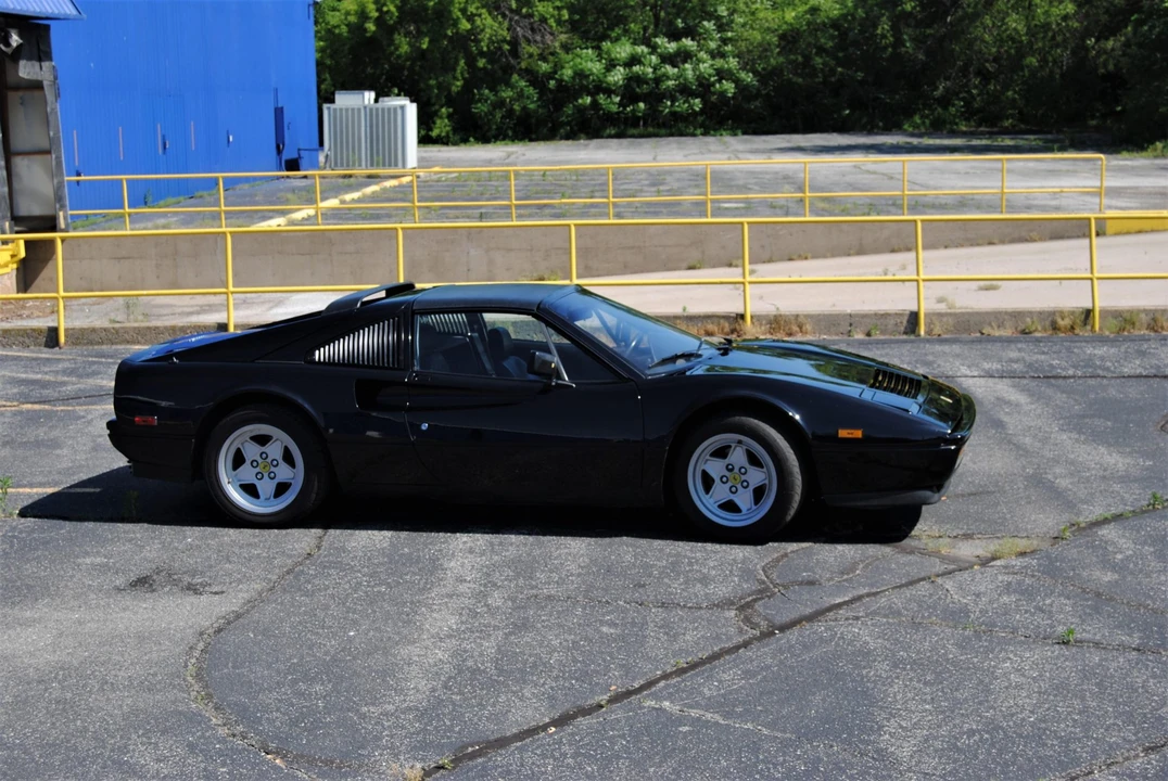 1988 Ferrari 328 GTS - Image 23 of 31