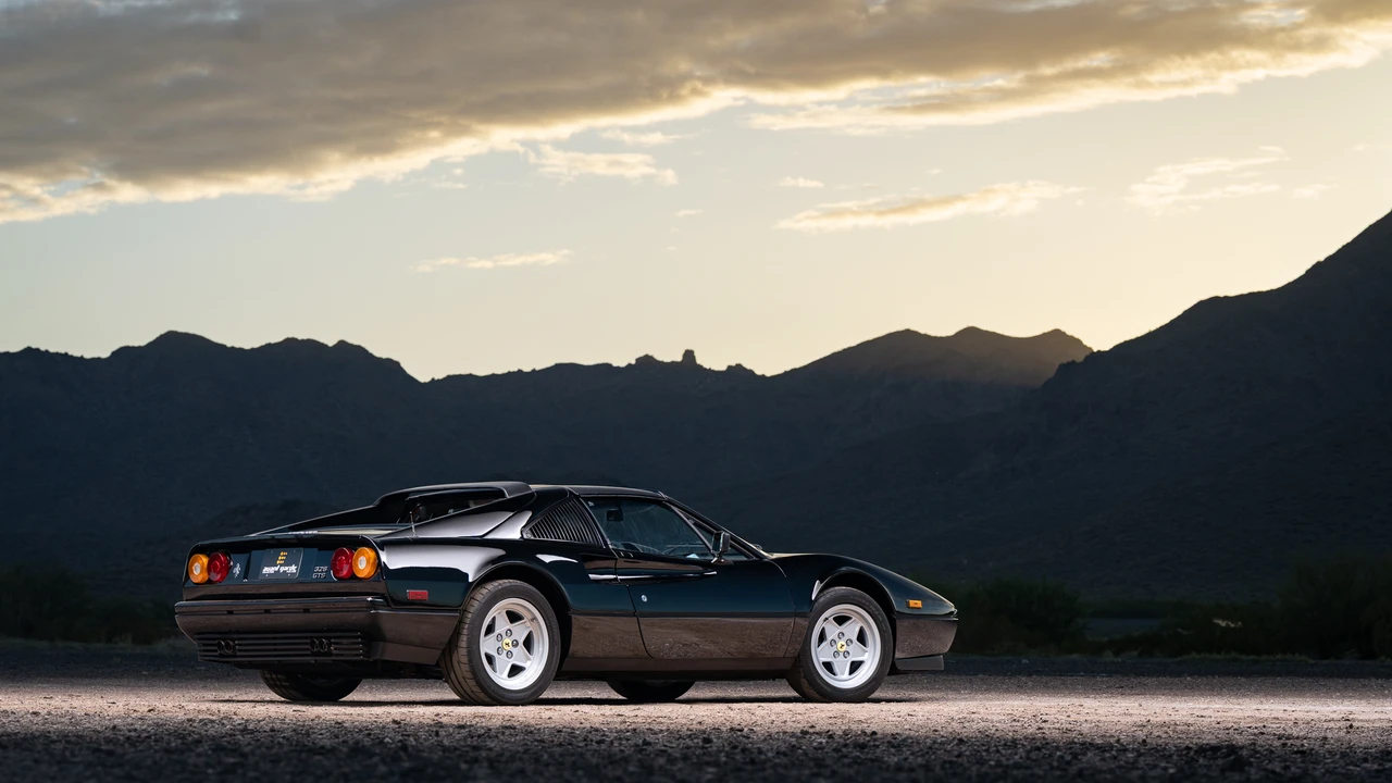 1988 Ferrari 328 GTS - Image 18 of 31
