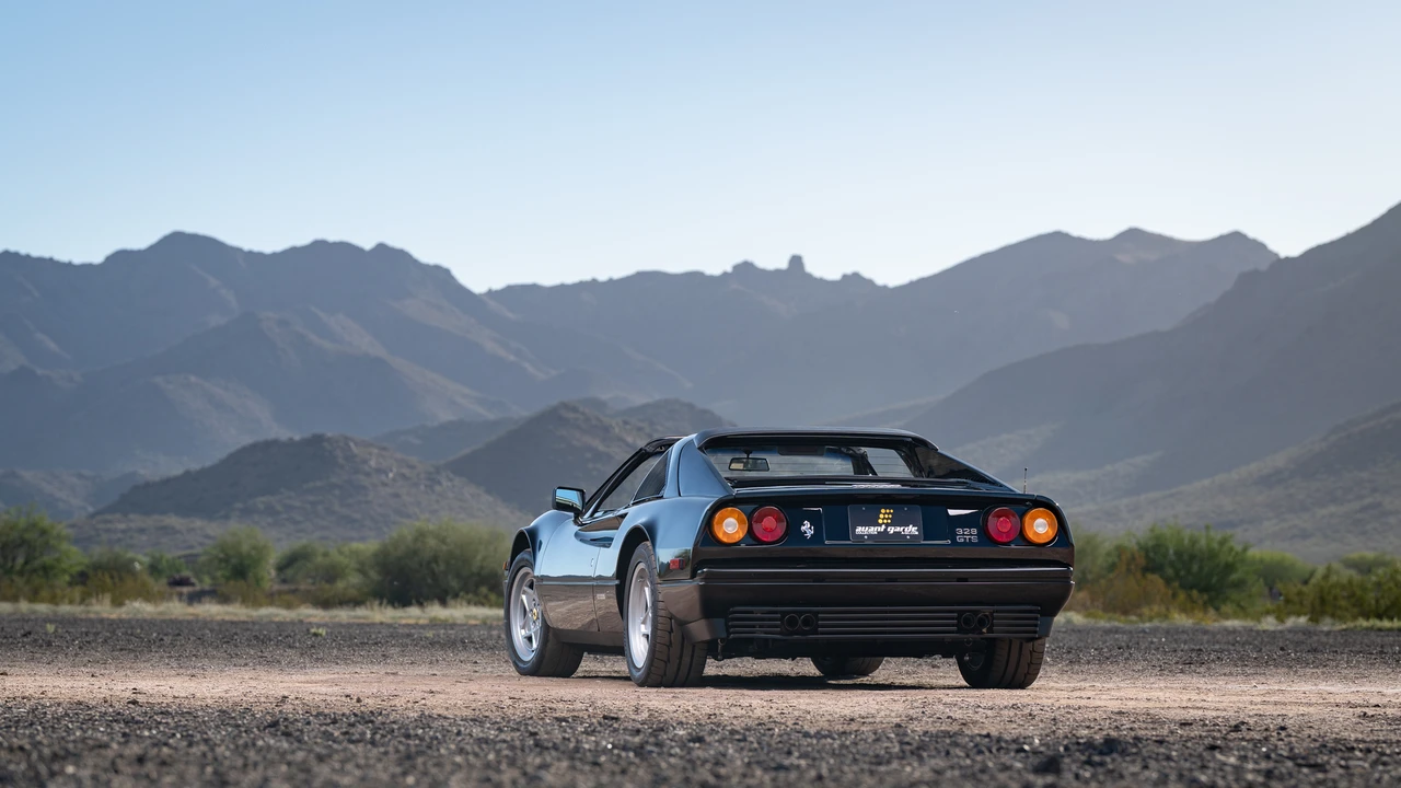 1988 Ferrari 328 GTS - Image 25 of 31