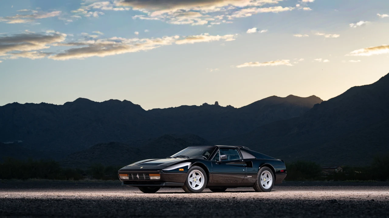 1988 Ferrari 328 GTS - Image 2 of 31