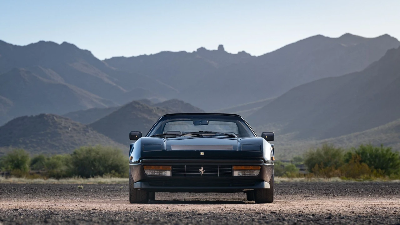 1988 Ferrari 328 GTS - Image 2 of 17