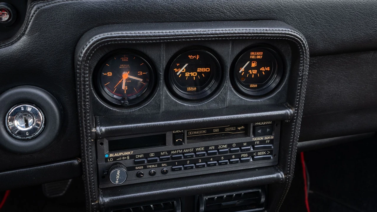 1988 Ferrari 328 GTS - Image 15 of 17