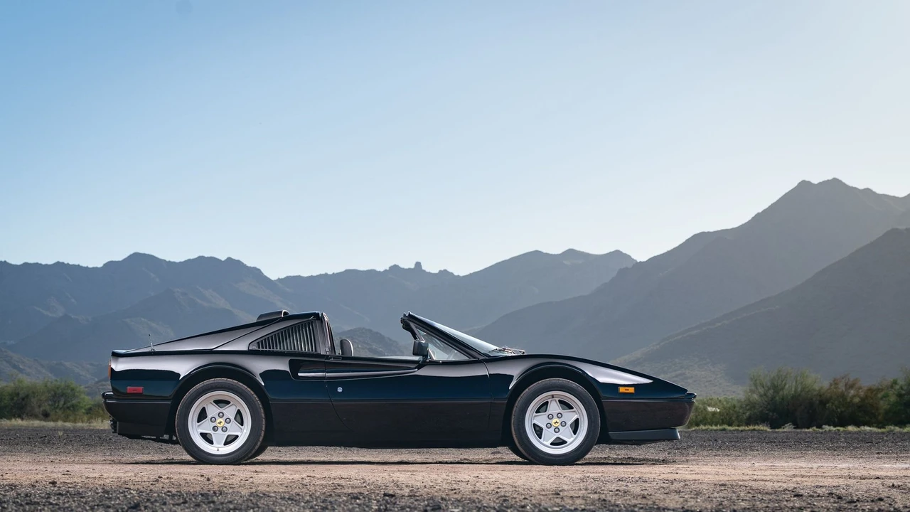 1988 Ferrari 328 GTS - Image 4 of 17