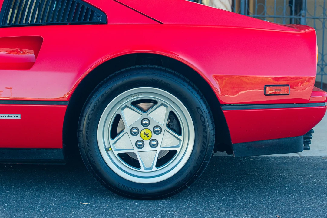 1988 Ferrari 328 GTS - Image 27 of 31