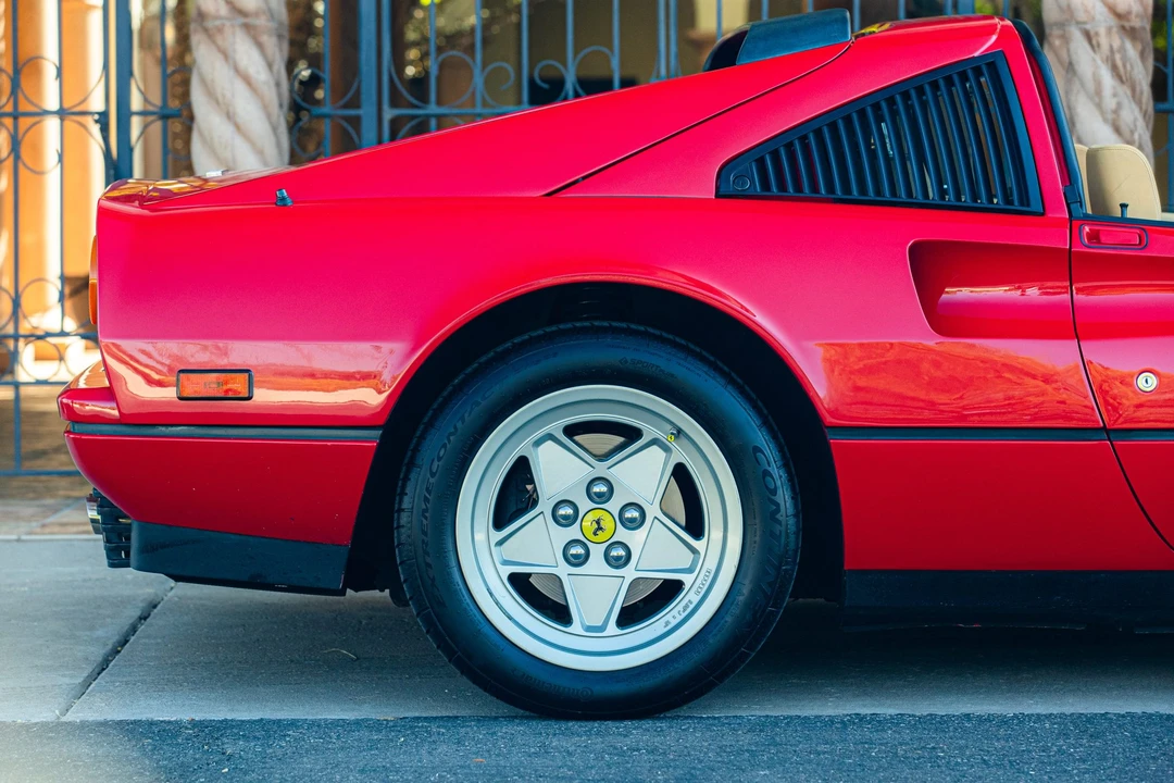 1988 Ferrari 328 GTS - Image 26 of 31