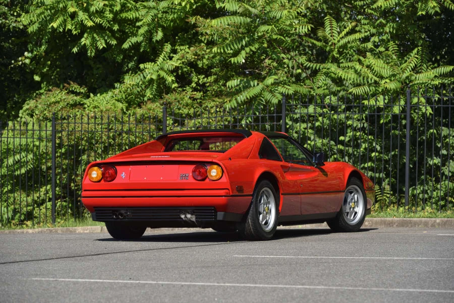 1988 Ferrari 328 GTS - Image 3 of 31