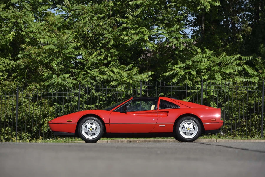 1988 Ferrari 328 GTS - Image 2 of 31