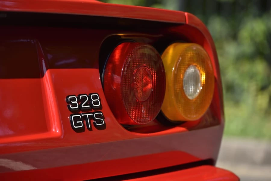 1988 Ferrari 328 GTS - Image 17 of 31
