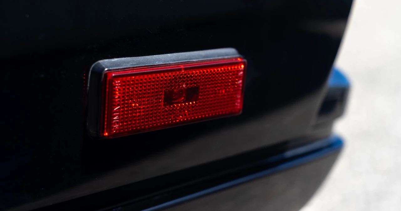 1988 Ferrari 328 GTS - Image 22 of 31
