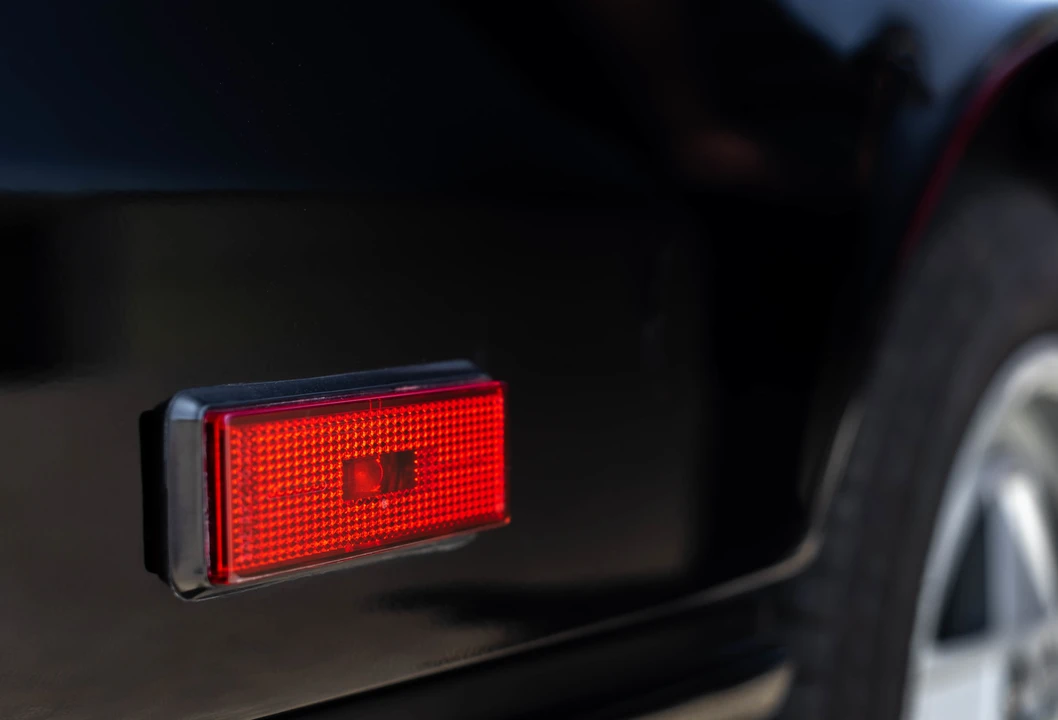 1988 Ferrari 328 GTS - Image 24 of 31