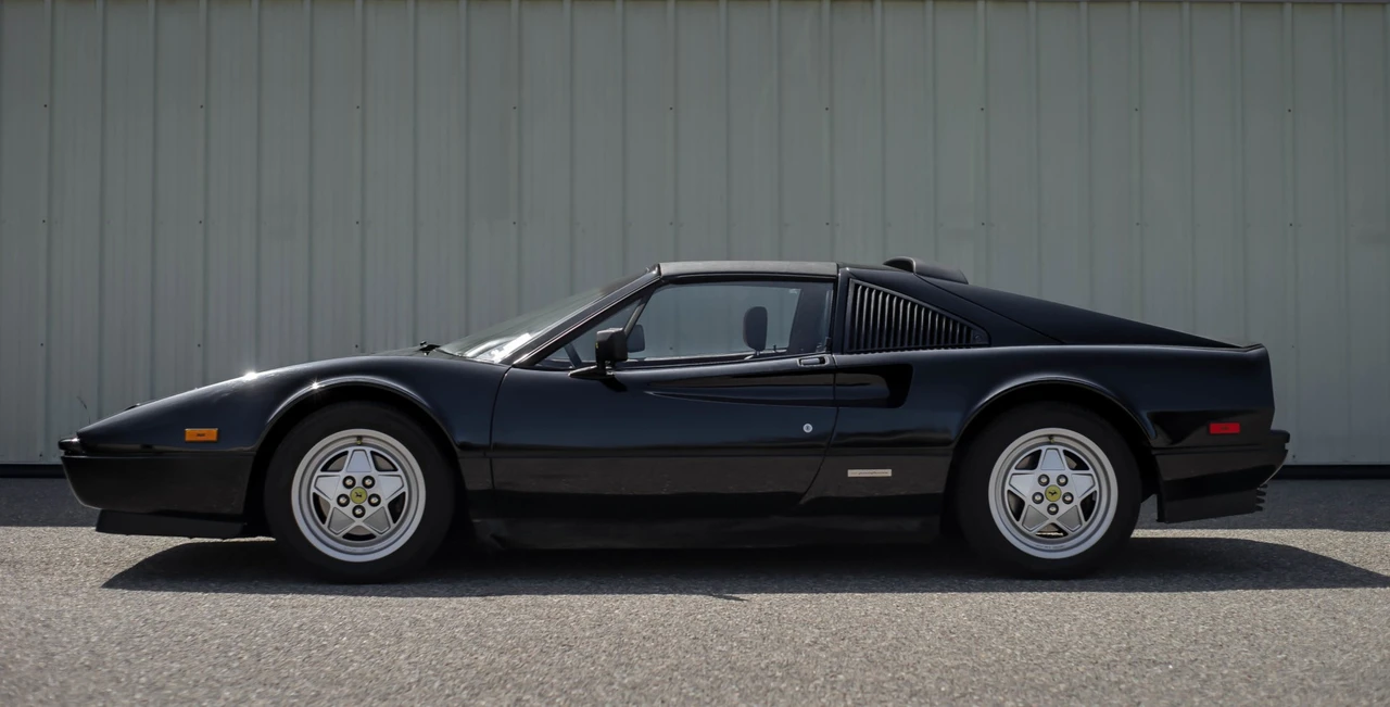 1988 Ferrari 328 GTS - Image 5 of 31