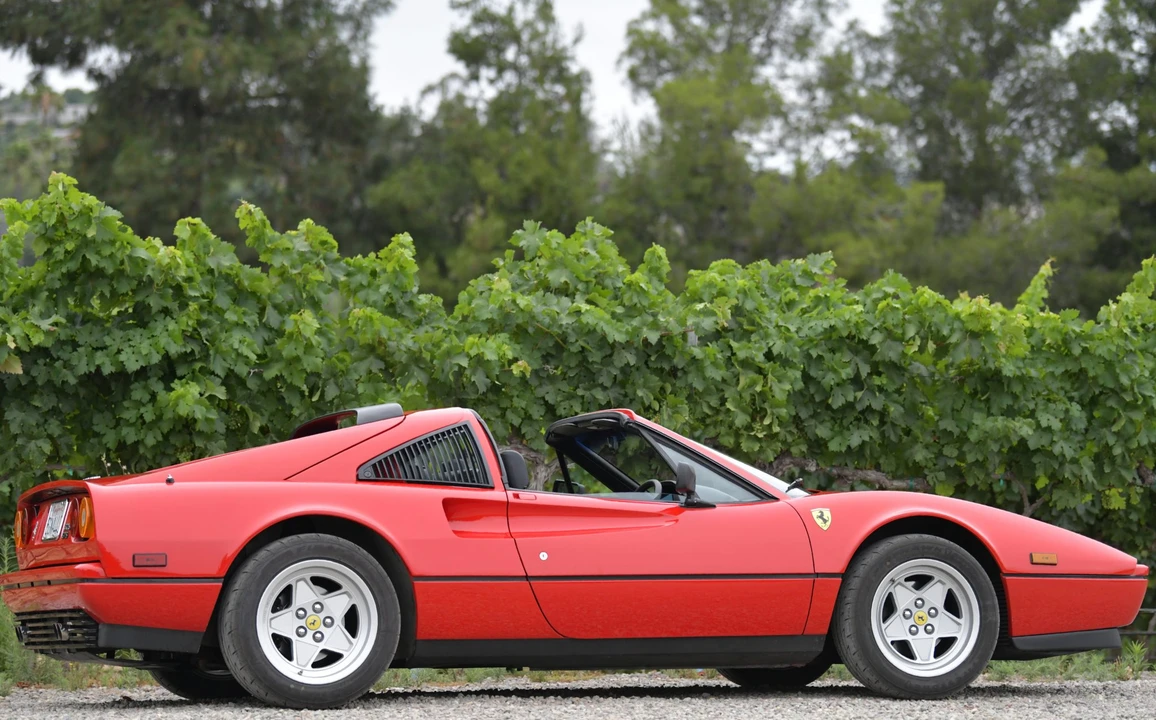 1988 Ferrari 328 GTS - Image 8 of 31