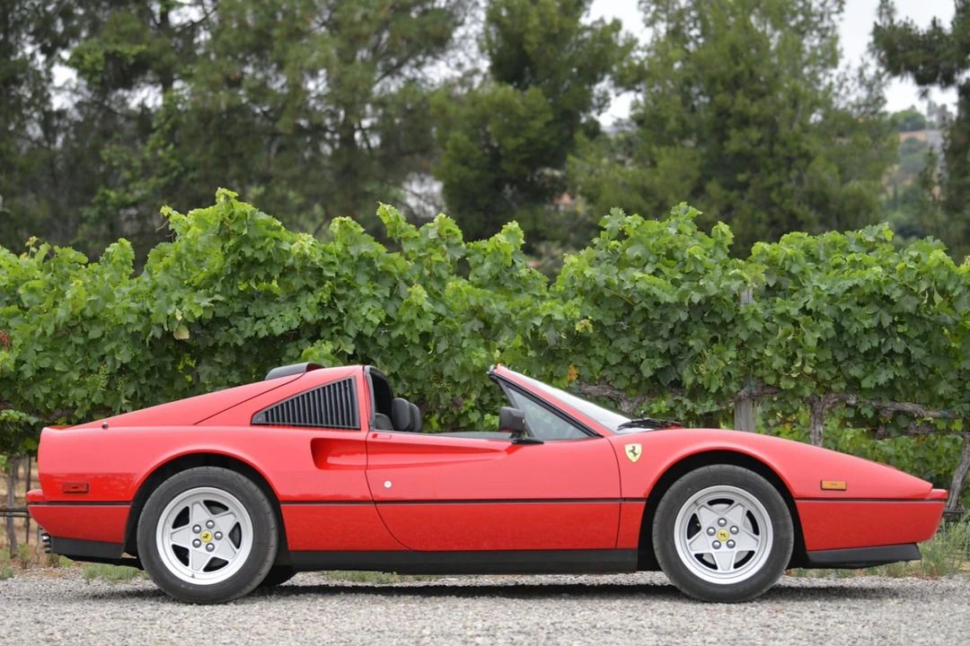 1988 Ferrari 328 GTS - Image 9 of 31