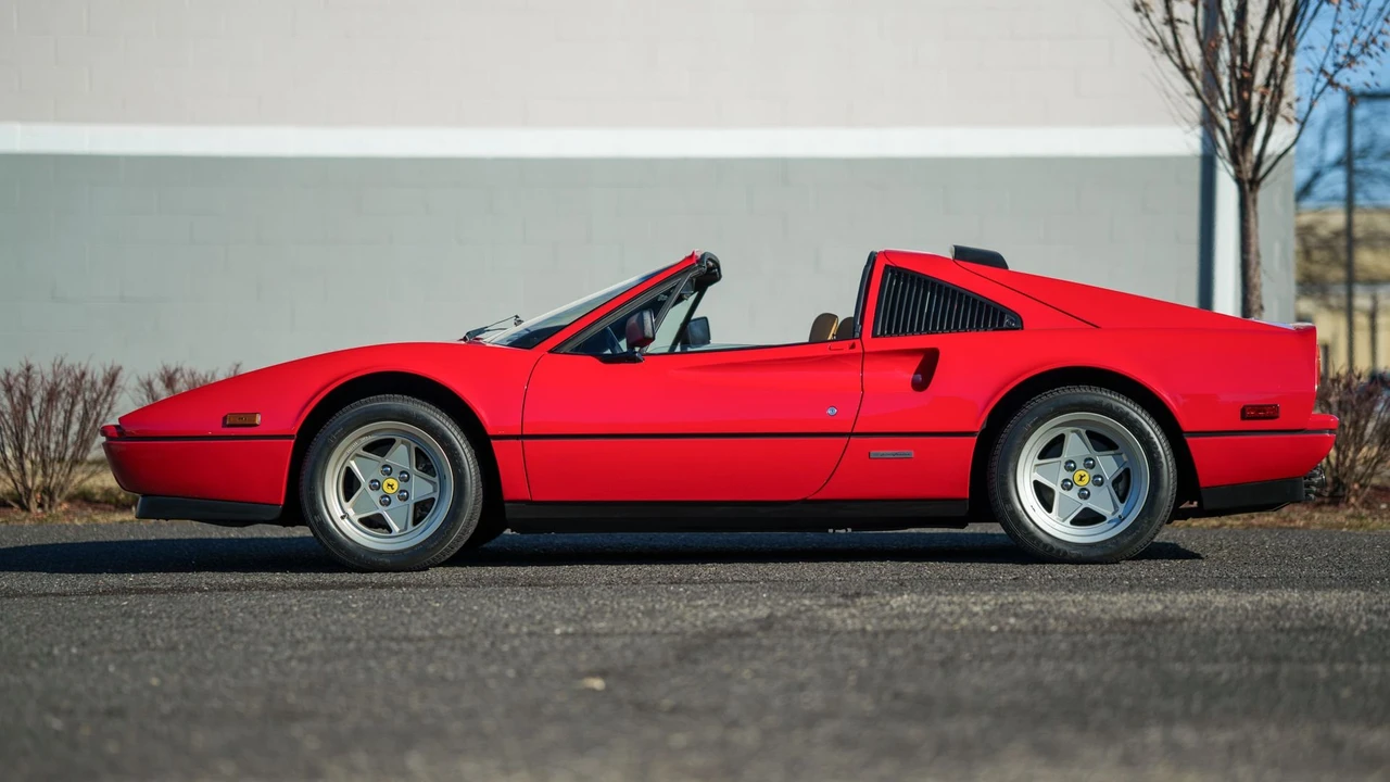 1988 Ferrari 328 GTS - Image 3 of 31
