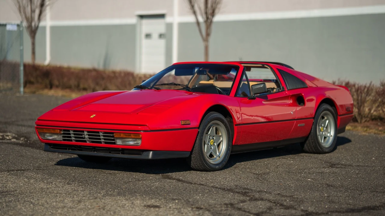 1988 Ferrari 328 GTS - Image 9 of 31