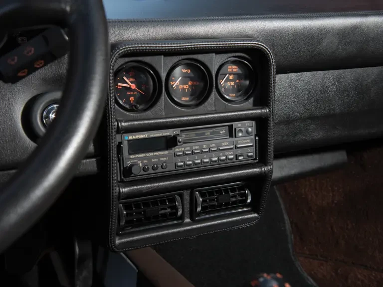 1988 Ferrari 328 GTS - Image 31 of 31