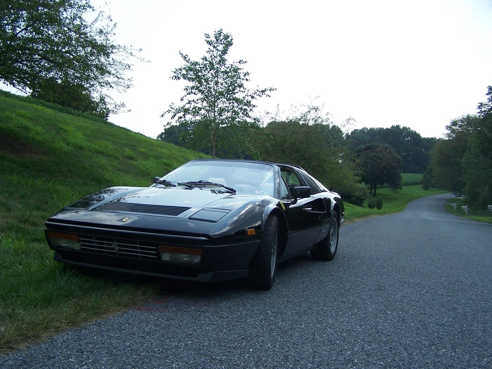 1988 Ferrari 328 GTS - Image 5 of 31