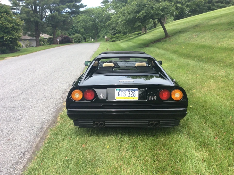 1988 Ferrari 328 GTS - Image 11 of 31