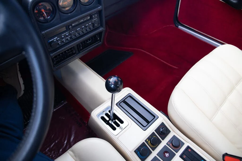 1988 Ferrari 328 - Image 9 of 15