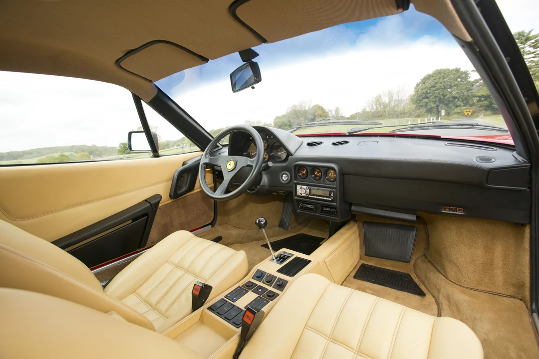 1988 Ferrari 328 GTB - Image 25 of 31