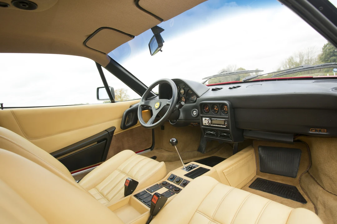1988 Ferrari 328 GTB - Image 24 of 31