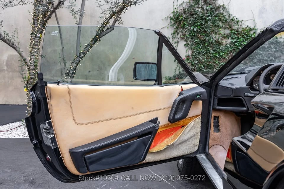 1988 Ferrari 328 GTS - Image 9 of 15