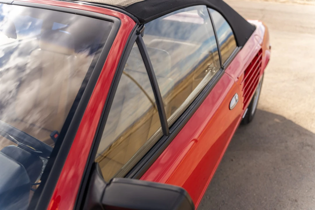 1988 Ferrari Mondial 3.2 - Image 30 of 31