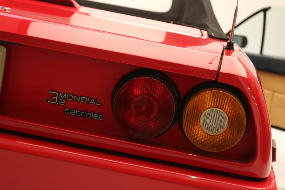1988 Ferrari Mondial 3.2 - Image 14 of 31