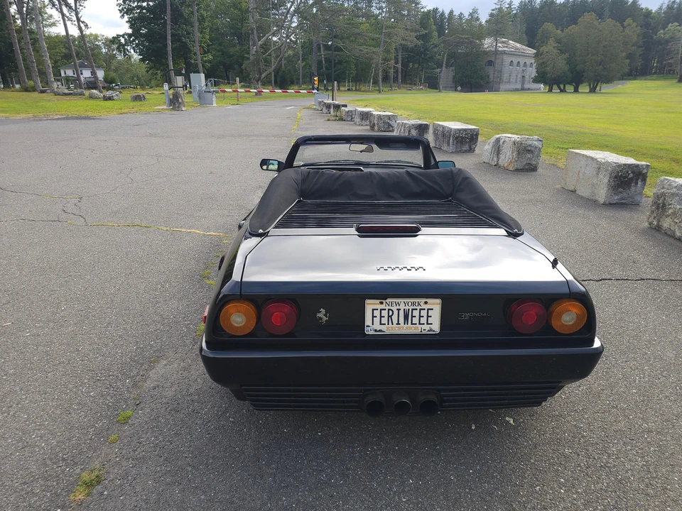 1988 Ferrari Mondial 3.2 - Image 25 of 31