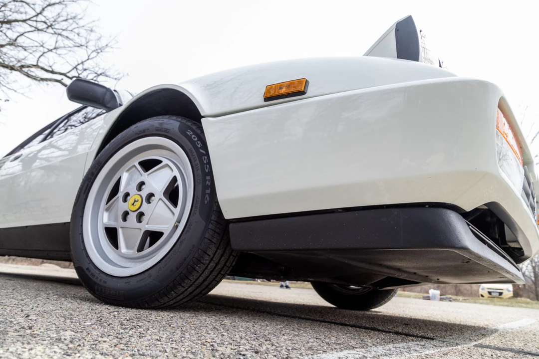 1988 Ferrari Mondial 3.2 - Image 16 of 31