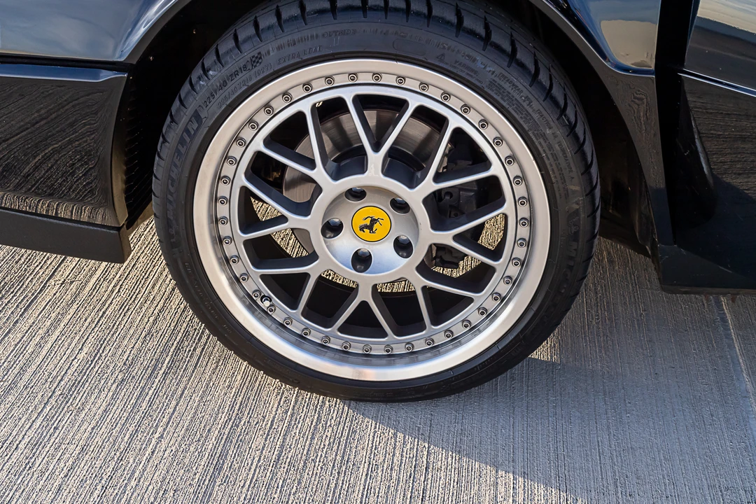 1988 Ferrari Mondial 3.2 - Image 28 of 31